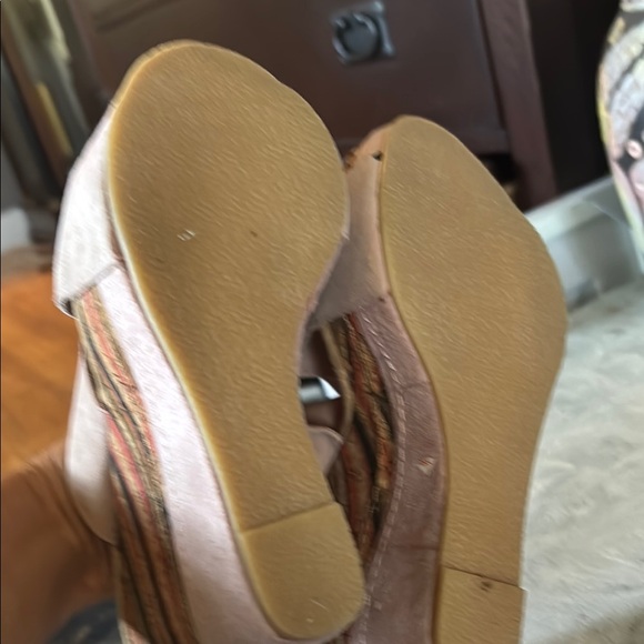 VERY VOLATILE ~Pink Suede Mules with Comfort Sole Super High & Sexy - Picture 5 of 5